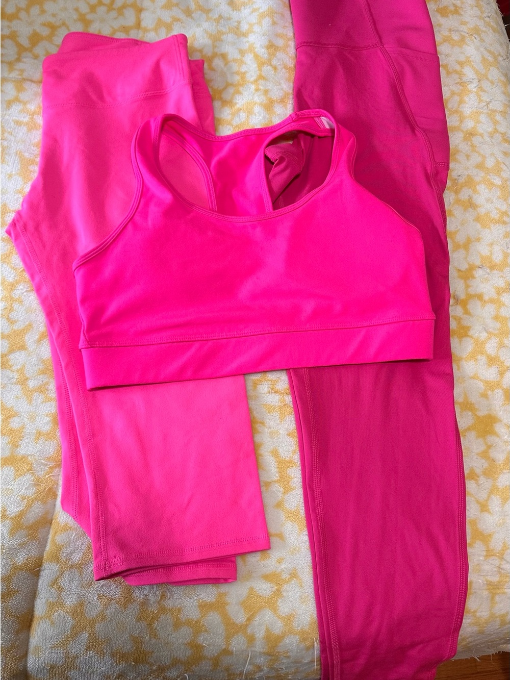 GAP/fabletic Hot Pink Sports Bra and Leggings lot of 3